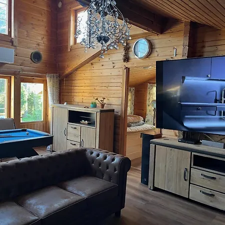 Luxury With Private Ferienhaus