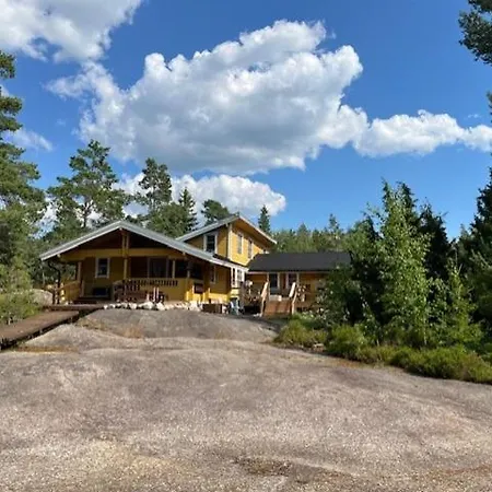 Luxury With Private Ferienhaus Vehmaa