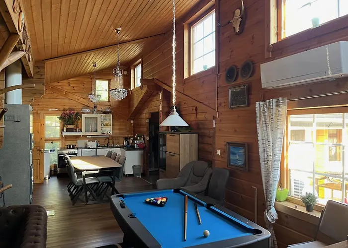 Luxury With Private 別荘 Vehmaa