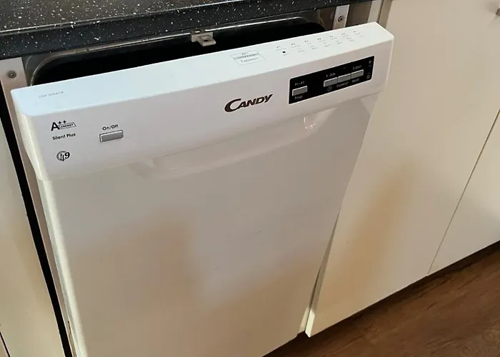 Luxury With Private Hébergement de vacances Vehmaa